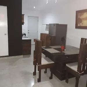 Apartamento Departamento Con La Mejor Ubicación., Cancún
